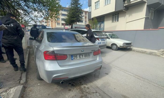 12 saattir kaçan ve bagajından otomatik silah çıkan araca 24 bin 854 bin TL ceza