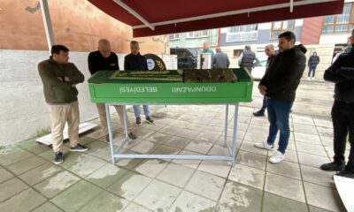 Paraşüt kazasında ölen 2 arkadaş Eskişehir’de defnedildi