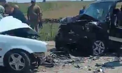 Kavşakta 2 otomobil çarpıştı: 1 ölü, 1 yaralı