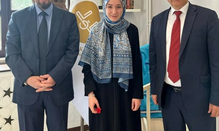 Sevdenur Satılmış 10 ayda hafız oldu