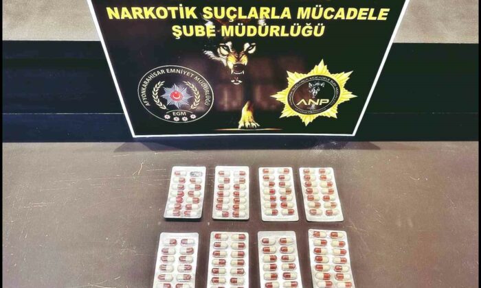 Polis 950 adet uyuşturucu hap ele geçirdi