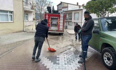 Temiz çevre için ekipler yoğun çalışmaya devam ediyor