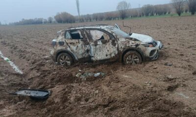 Şarampole devrilen otomobilde 2 kişi yaralandı