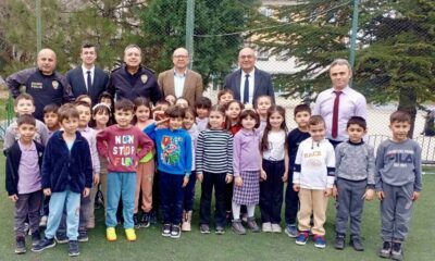 Bilecik İl Emniyet Müdürlüğü ekipleri minik öğrencilerle buluştu