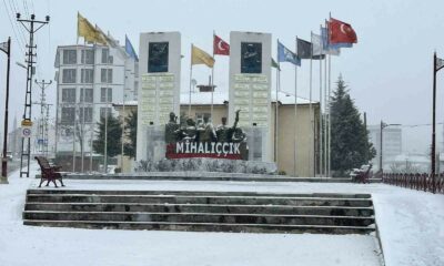 Eskişehir’de kar yağışı etkili oldu