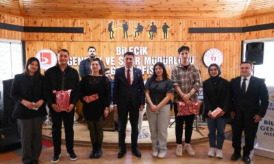 Bilecik’te genç yetenekler sahne aldı, kültür ve sanat rüzgarı esti
