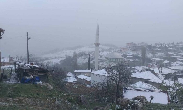 Osmaneli’nin yüksek kesimlerde kar yağışı etkili oldu