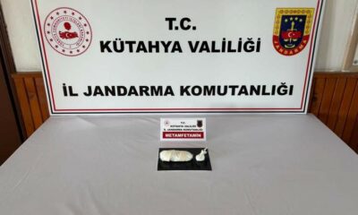 Kütahya’da aracında uyuşturucu bulunan şahıs tutuklandı