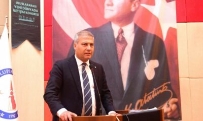 Rektör Adıgüzel ‘14. Uluslararası Yeni Dünyada İletişim Kongresi’nin açılışında konuştu