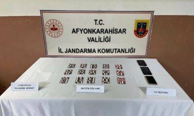 Jandarma 208 adet uyuşturucu hap ele geçirdi