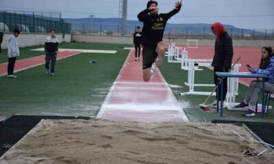 Afyonkarahisar’da Atletizm Analig il seçmeleri yapıldı
