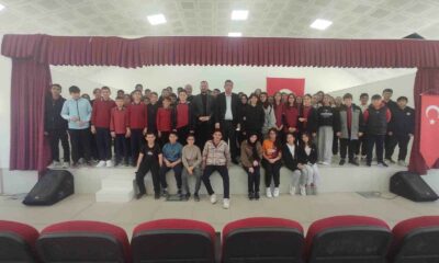 Öğrencilere avukatlık mesleği anlatıldı