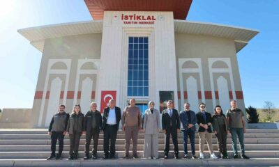 Vali Yiğitbaşı’ndan İstiklal Tanıtım Merkezi’ne ziyaret