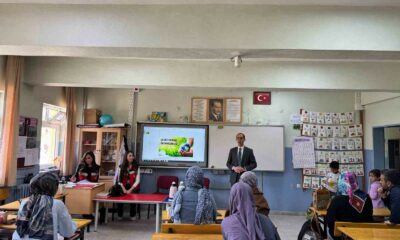 Emet’te İlçe Tarım Müdürlüğünden öğrenci velilerine eğitim