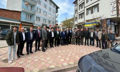 AK Parti teşkilatı bayramlaşma programında vatandaşlarla bir araya geldiler