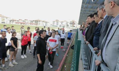 Vali Musa Işın, DPÜ Spor Bilimleri Fakültesi öğrencilerine başarılar diledi