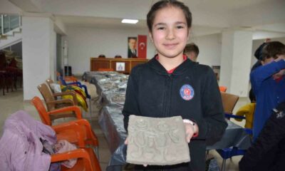 (ÖZEL) Çocuklar hayallerini çamura yansıttı
