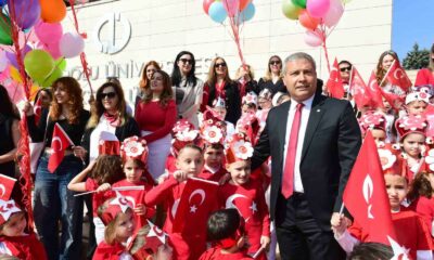 Anadolu Üniversitesi’nde minikler 23 Nisan’ı coşkuyla kutladı
