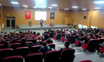 Hisarcık’ta “Eğitimde Rol Modeller” adlı konferans