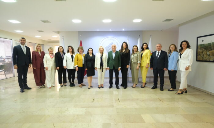 TOBB Kadın Girişimciler Başkanı Nurten Öztürk ETO Başkanı Metin Güler’i ziyaret etti