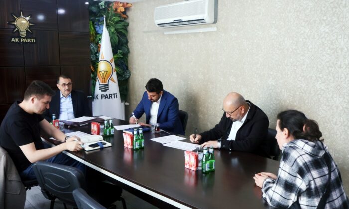 AK Parti Eskişehir’de Halk Günü buluşmaları başladı