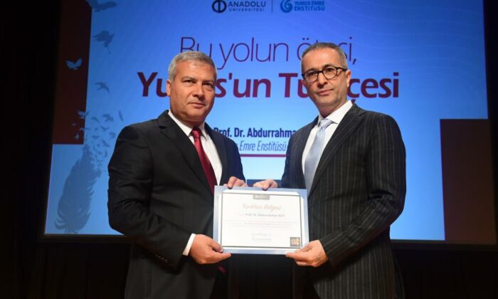 Yunus Emre Haftası etkinlikler “Bu Yolun Ötesi, Yunus’un Türkçesi” konferansı ile başladı