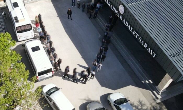 Cumhuriyet tarihinin en büyük siber dolandırıcılık operasyonlardan birine imza atıldı: