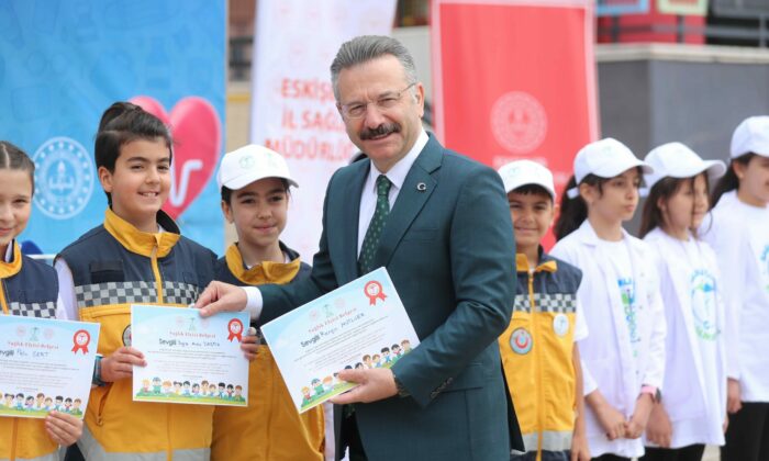 Eskişehir’de ‘Sağlıklı Çocuk, Sağlıklı Gelecek Okul Sağlığı İş Birliği Protokolü’ gerçekleştirildi