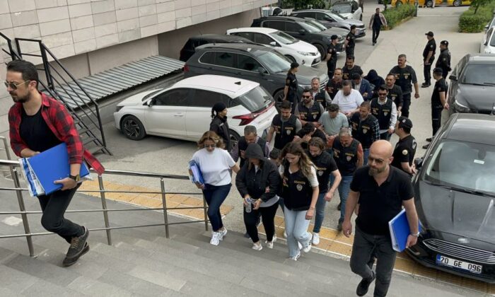 Eskişehir merkezli fuhuş operasyonu: 7 gözaltı