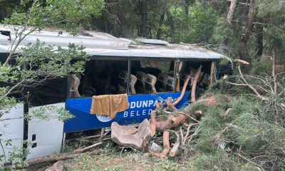 Mihalgazi- Eskişehir yolunda midibüs şarampole uçtu: 28 yaralı