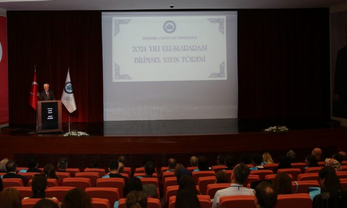 ESOGÜ’den Uluslararası Bilimsel Yayın Çalışmaları Yapan Akademisyenlere Teşekkür