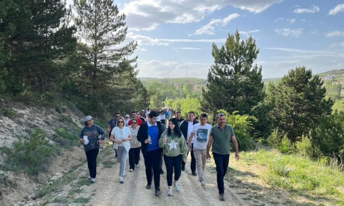 Dumlupınar’da “Adım Adım Sağlık” yürüyüşü