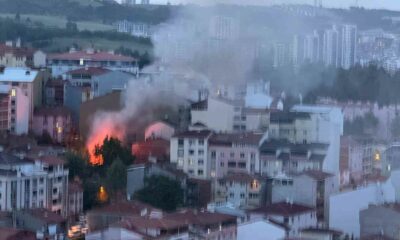 Bilecik’te çıkan yangında dumanlar gökyüzünü kapladı