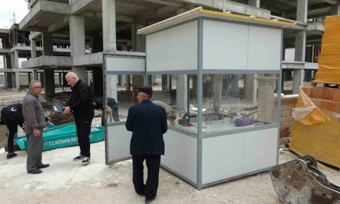 İnşaat bekçisi kulübesinde ölü bulundu