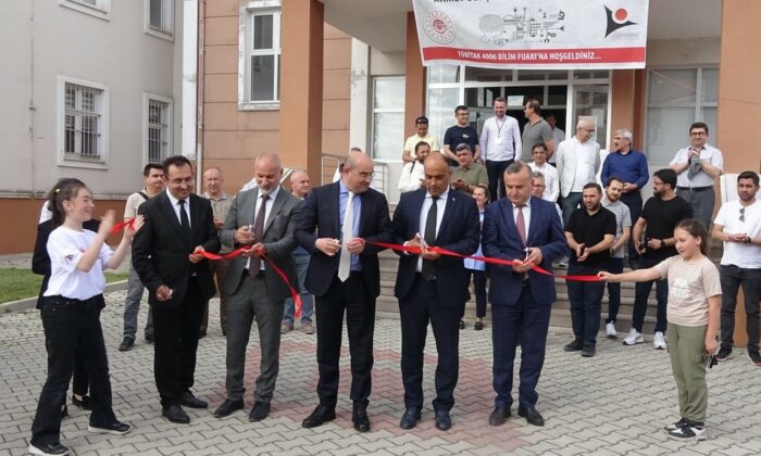 Tavşanlı Ahmet Uluçay BİLSEM’de Bilim Fuarı heyecanı yaşandı