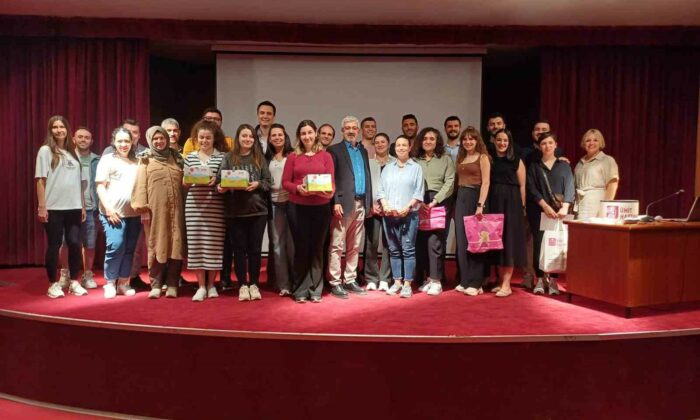 Anne-baba adayları gebelik eğitiminde bilgilendirildi