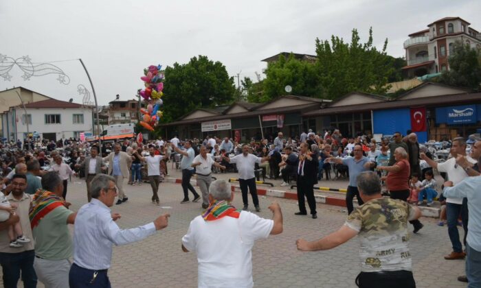 ‘Hıdırellez Şenliği’ büyük bir katılımla gerçekleştirildi
