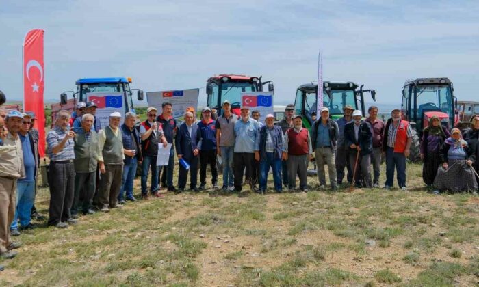 Tarımsal üretim için gübreleme yapılan mera arazisi 3 milyon metrekareye ulaştı
