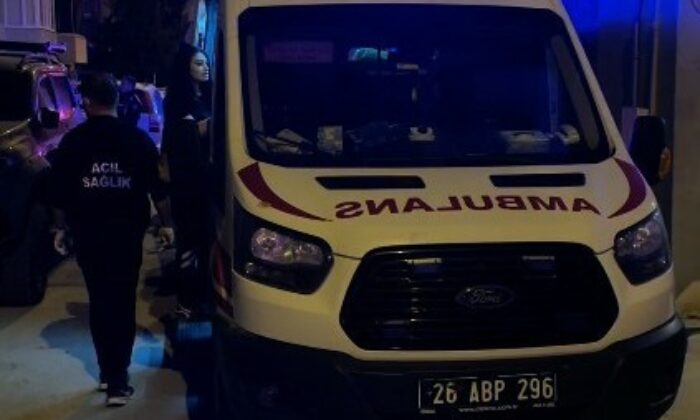Silahlı kavgada mermi bina camına isabet etti: 1 yaralı
