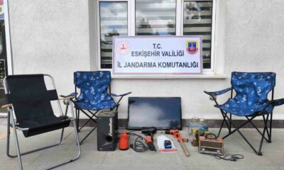 Eskişehir’de ilginç hırsızlık olayı: Kamp sandalyelerini ve piknik ekipmanlarını çaldılar