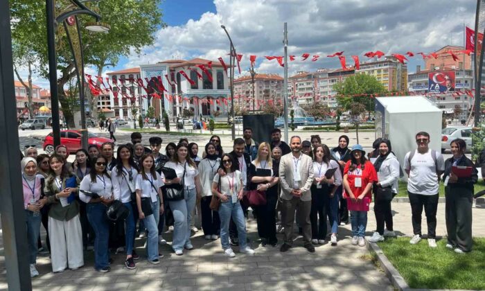 DPÜ Sosyoloji öğrencileri Kütahya’da toplumun nabzını tuttu