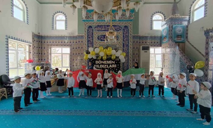 Emet’te Babukbey 4-6 Yaş Kuran Kursunun mezuniyet programı