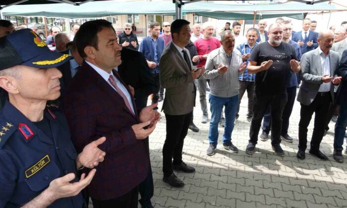 Kütahya’da Kurban Pazarı törenle açıldı