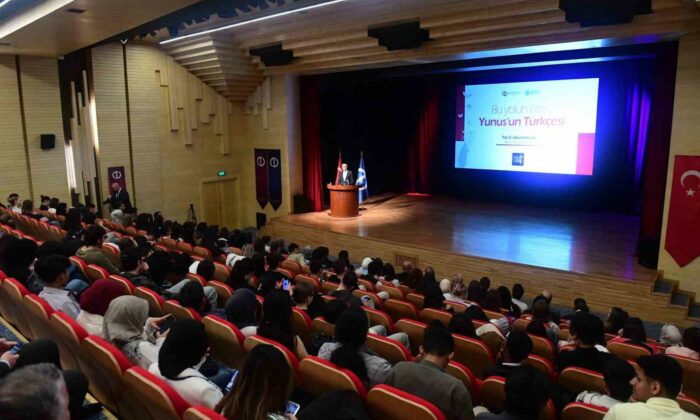 Yunus Emre Haftası etkinlikler “Bu Yolun Ötesi, Yunus’un Türkçesi” konferansı ile başladı