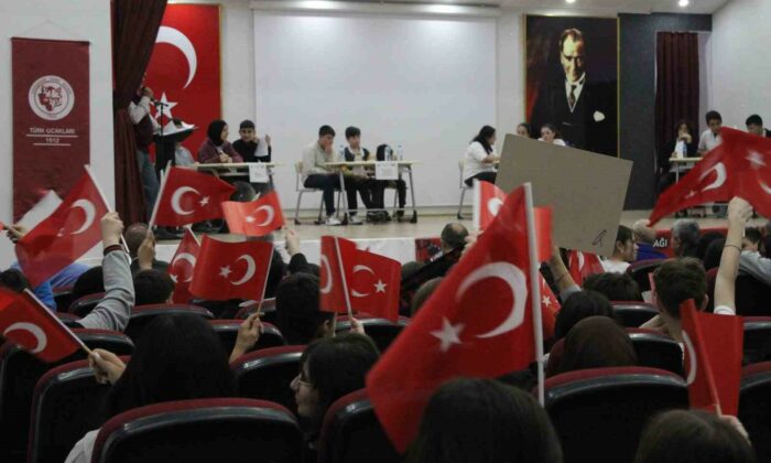 ‘2025 Millî Kültür Bilgi Yarışmaları’ muhteşem finalle gerçekleşti
