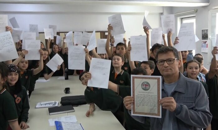 Mehmetçiğe yazdıkları mektuplara cevap geldi