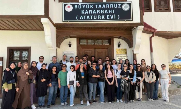 AFSÜ Eczacılık Öğrencileri Şuhut’ta tarih ve kültürle buluştu