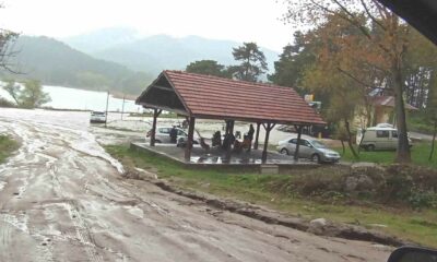 Artçı depremlerden kaçan Simavlılar soluğu Gölcük Yaylası’nda aldı