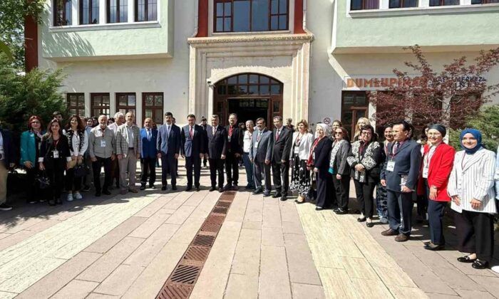 DPÜ Rektörü Prof. Dr. Süleyman Kızıltoprak: “Dilimiz var oldukça biz de varız”