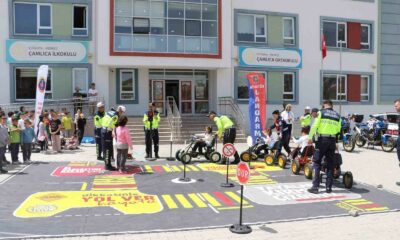 Kütahya’da öğrencilere trafik eğitimi